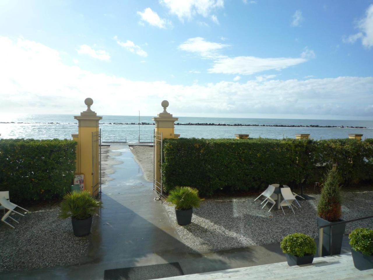 Casa F.A.C.I Hotel มารีนา ดิ มาซซา ภายนอก รูปภาพ