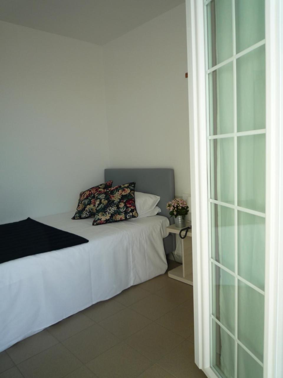 Casa F.A.C.I Hotel มารีนา ดิ มาซซา ภายนอก รูปภาพ